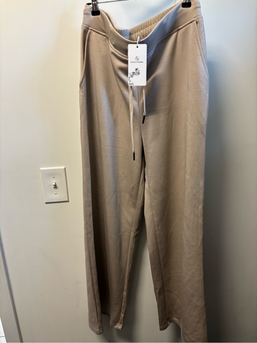 Lillie & Emma Beige Drawstring Wide-Leg Pants